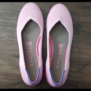 Rothys bubble gum pink 8